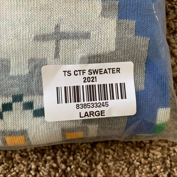 NEW Taylor Swift Christmas Tree Farm Sweater - Picture 5 of 9